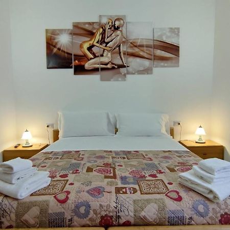 Elegante Alloggio Zona Storica レッコ エクステリア 写真